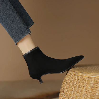 Belisora | Pointy Ankle Boots